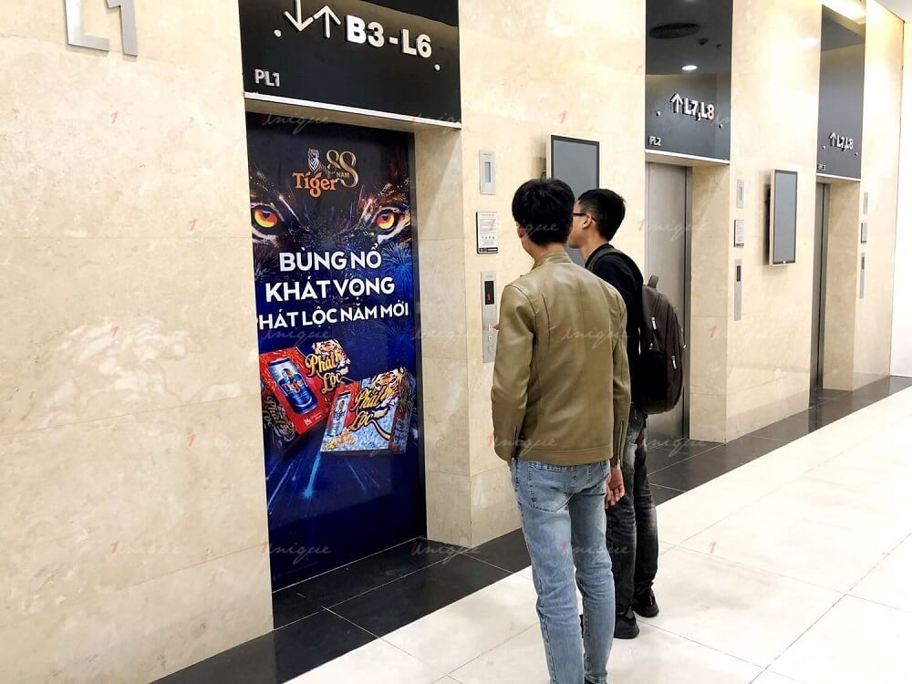 Dán decal quảng cáo thang máy TpHCM