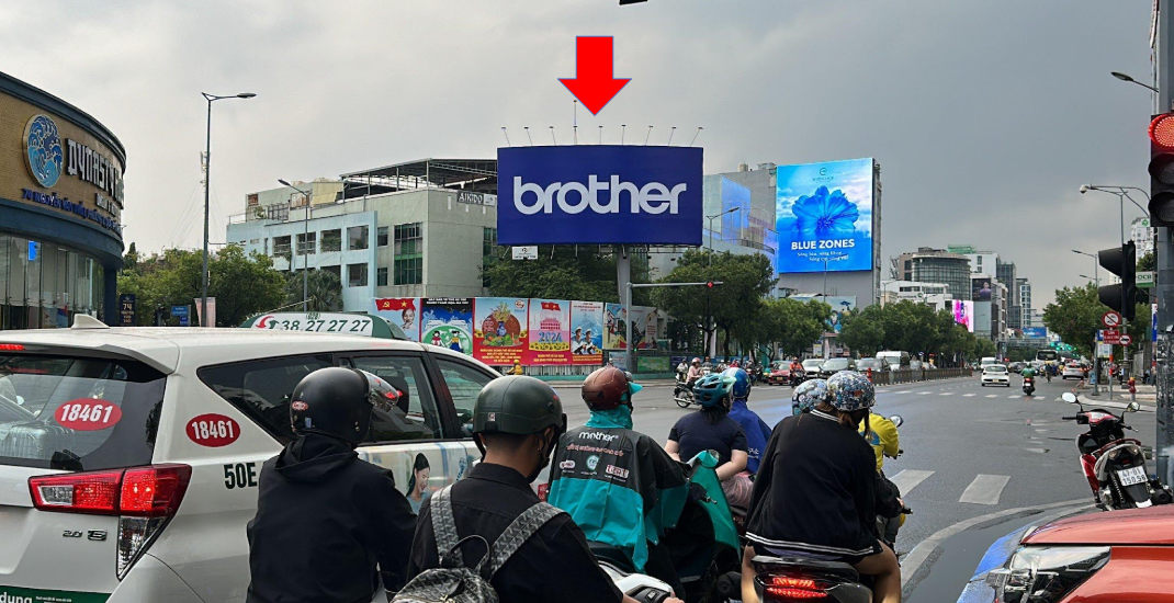 Billboard 70–72 Nguyễn Văn Trỗi, Phú Nhuận